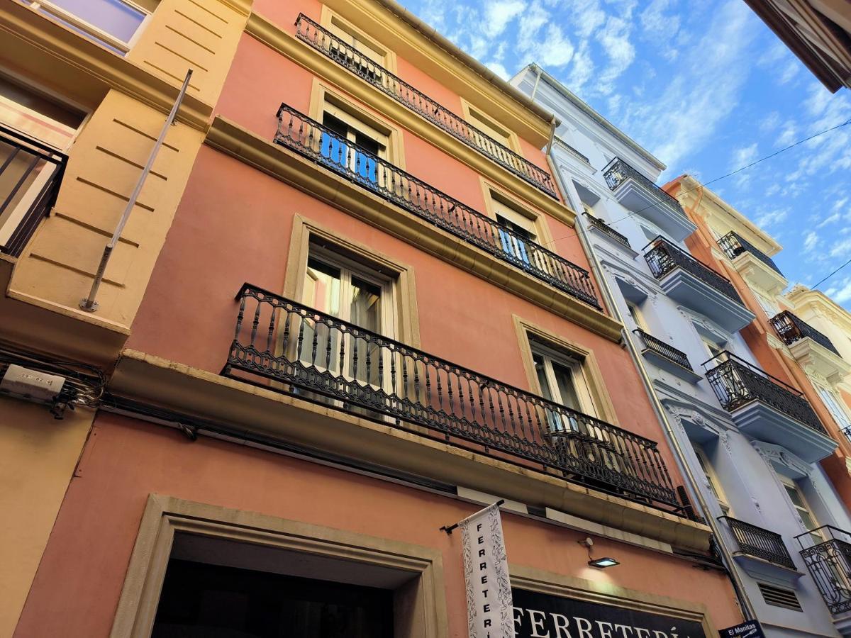 Flats Friends Nave Apartment Valencia Exterior photo